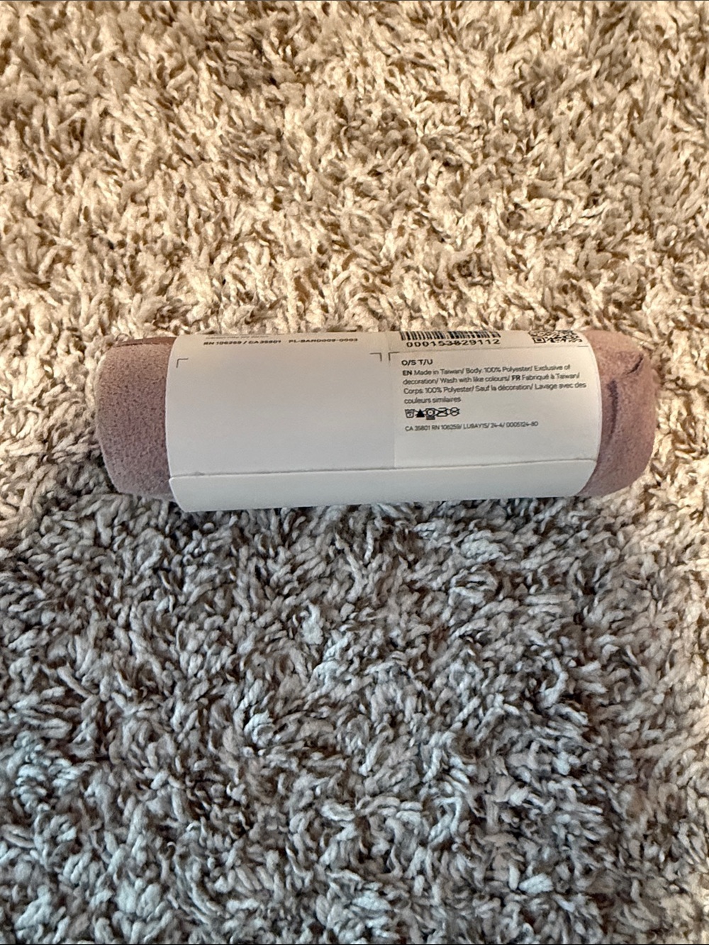 lululemon athletica Small Towel in Light Pink - Picture 2 of 3